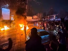 ईरान में बिगड़ते हालात पर भारत की बड़ी चेतावनी, भारतीय नागरिकों से तुरंत देश छोड़ने की अपील