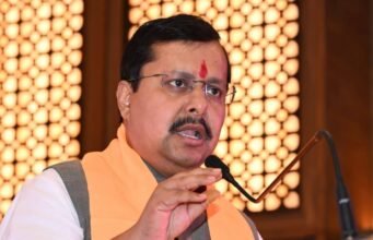 नितिन नवीन ने विधायक पद से दिया इस्तीफा राजनीतिक सफर और पिता की यादें की साझा