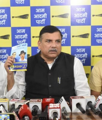 3 अप्रैल से आगरा से मथुरा तक चौथे चरण की ‘रोज़गार दो–सामाजिक न्याय दो’ पदयात्रा निकालेगी आप: संजय सिंह