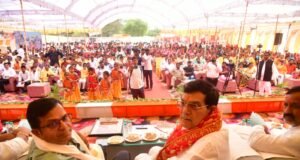 भदोही में ‘मेरा लक्ष्य–मेरा संकल्प’ अभियान की शुरुआत, मंत्री ए के शर्मा ने दिलाया विकसित भारत का संकल्प