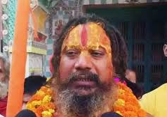 अयोध्या में माता कौशल्या पर बयान से बढ़ा विवाद, संतों में नाराज़गी