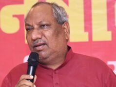 UP Politics: अखिलेश यादव के फैसले पर संजय निषाद की खुशी, बोले “हम बधाई देते हैं”