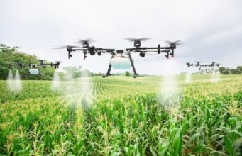 खेतीबाड़ी में ड्रोन की शुरुआत, एफपीओ व कृषि स्नातकों को ड्रोन के लिए 40-50 प्रतिशत अनुदान