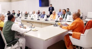 योगी ने दिया मंत्रियों को अल्टीमेटम! जनता के हितों से नहीं होगा समझौता ?