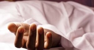 संभल में निजी अस्पताल पर लापरवाही का आरोप, 16 वर्षीय बच्ची की मौत के बाद हंगामा