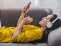 रोज म्यूजिक सुनने से तनाव होगा कम, मूड और सेहत दोनों रहेंगे बेहतर