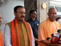 कांग्रेस और सपा जन्मजात महिला विरोधी, गिरगिट की तरह बदलते हैं रंग: सीएम योगी