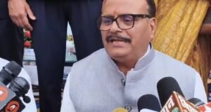 फतेहपुर में डिप्टी सीएम बृजेश पाठक का विपक्ष पर हमला, EVM मुद्दे पर घेरा