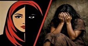 आजमगढ़ स्टेशन पर बड़ा खुलासा: दो युवतियों के साथ पकड़े गए तीन युवक, अजमेर ले जाने की थी तैयारी—जांच में जुटी पुलिस