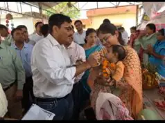 जालौन के पहाड़पुरा में जनचौपाल: नोडल अधिकारी ने परखी योजनाओं की हकीकत, पात्रों तक लाभ पहुंचाने के दिए निर्देश