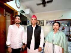 दीदी आप हारी नहीं! ममता बनर्जी से अखिलेश यादव की मुलाकात, जाने क्या हुई बात??