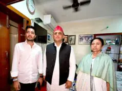 दीदी आप हारी नहीं! ममता बनर्जी से अखिलेश यादव की मुलाकात, जाने क्या हुई बात??