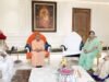 CM योगी आदित्यनाथ ने प्रतीक यादव को अर्पित की श्रद्धांजलि,छलक पड़े अपर्णा के आंसू, सीएम ने बंधाया ढांढस
