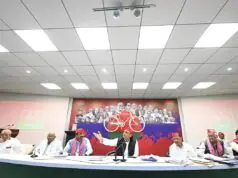 भाजपा में सब नकली नेताओं का जमघट: अखिलेश यादव