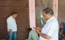 डिप्टी सीएम ने संडीला अधीक्षक पर दिए जांच के आदेश:हरदोई में 12 निजी अस्पताल सील, कार्रवाई में लापरवाही बरतने का आरोप