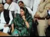 सहारनपुर में सांसद इकरा हसन का धरना, पीड़ित पक्ष को जेल भेजने पर पुलिस से तीखी भिड़ंत