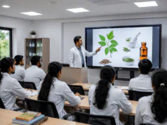 योगी सरकार देगी आयुष छात्रों को स्मार्ट क्लास की सौगात, स्मार्ट होगी आयुर्वेद और होम्योपैथी की पढ़ाई
