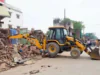 चंदौली में बुलडोजर एक्शन! सड़क चौड़ीकरण में सपा दफ्तर पर चला प्रशासन का डंडा