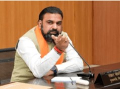 विश्व रक्तदाता दिवस 2026: चित्रकूट के DM पुलकित गर्ग ने रक्तदान कर बचाई 8 वर्षीय बच्चे की जान