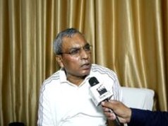 हर्रैया में सीएम योगी का सपा पर हमला, बोले- ‘बिजली के तारों पर कपड़े सुखाते थे लोग’