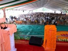 बांदा में सीएम योगी का विपक्ष पर हमला,बोले- जिन्हें कब्रिस्तान प्यारा, वही राम मंदिर का विरोध करते हैं