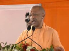 गाज़ीपुर पहुंचे CM योगी आदित्यनाथ, विकास परियोजनाओं की दी सौगात; पूर्व सरकारों पर साधा निशाना