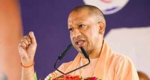 5 करोड़ घरों तक पहुंचेगा ‘हर घर तिरंगा’ अभियान, जनआंदोलन बनाने का CM योगी ने दिया निर्देश