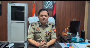 कांवड़ यात्रा के दौरान बवाल, बच्चों से भरी स्कूल वैन में तोड़फोड़; अज्ञात के खिलाफ मुकदमा दर्ज