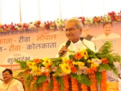 ‘शुद्ध पेट्रोल तुम्हारे बाप के यहां से आएगा!’ BJP सांसद जनार्दन मिश्रा के बिगड़े बोल, वीडियो वायरल