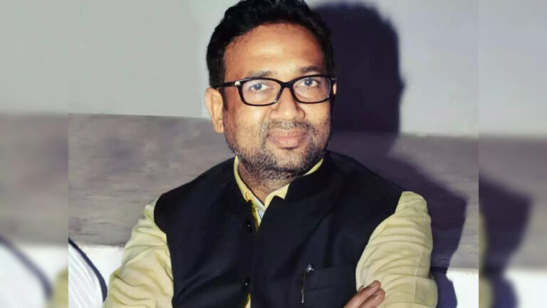 bsp-leader-umashankar-singh-said-action-of-declaring-reward-on-shaista-parveen-shows-bjp-tantrum