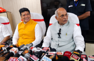 बरेली में धर्मपाल सिंह का अखिलेश पर हमला, बोले- ‘चोर को सब चोर ही नजर आते हैं’