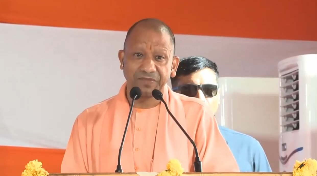 बहराइच में सीएम योगी का विपक्ष पर हमला, बोले- महाराजा सुहेलदेव ने सालार मसूद को मिट्टी में मिला दिया था