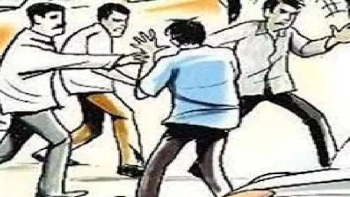 नगला दल में दो पक्षों के बीच विवाद के बाद तनाव, 21 लोगों पर FIR; निष्पक्ष जांच की मांग