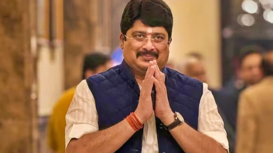 सीओ जियाउल हक हत्याकांड में राजा भैया को बड़ी राहत, CBI की क्लोजर रिपोर्ट मंजूर -