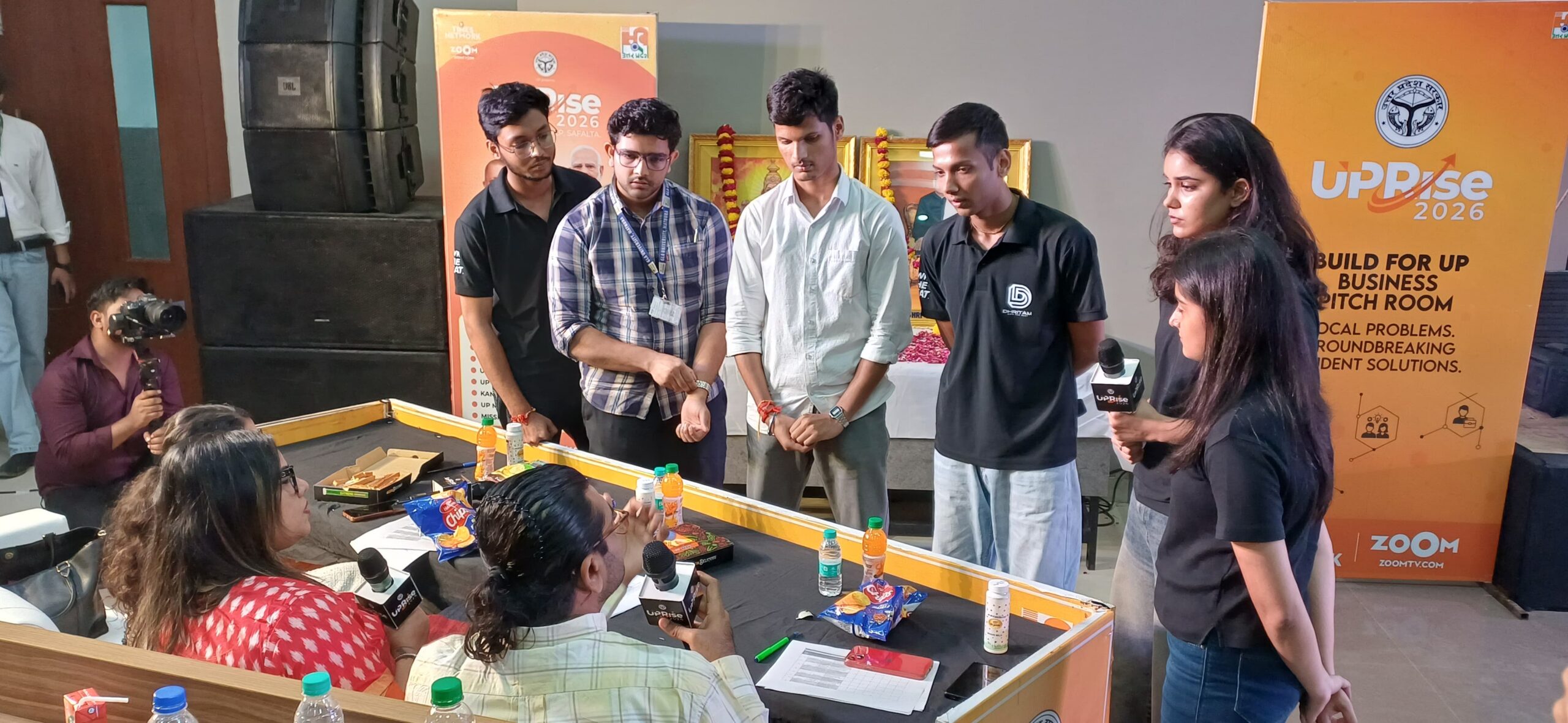 मथुरा में युवाओं के स्टार्टअप आइडिया को मिला मंच, ‘लिटिललिंगोस’ ने जीता 25 हजार का पुरस्कार -
