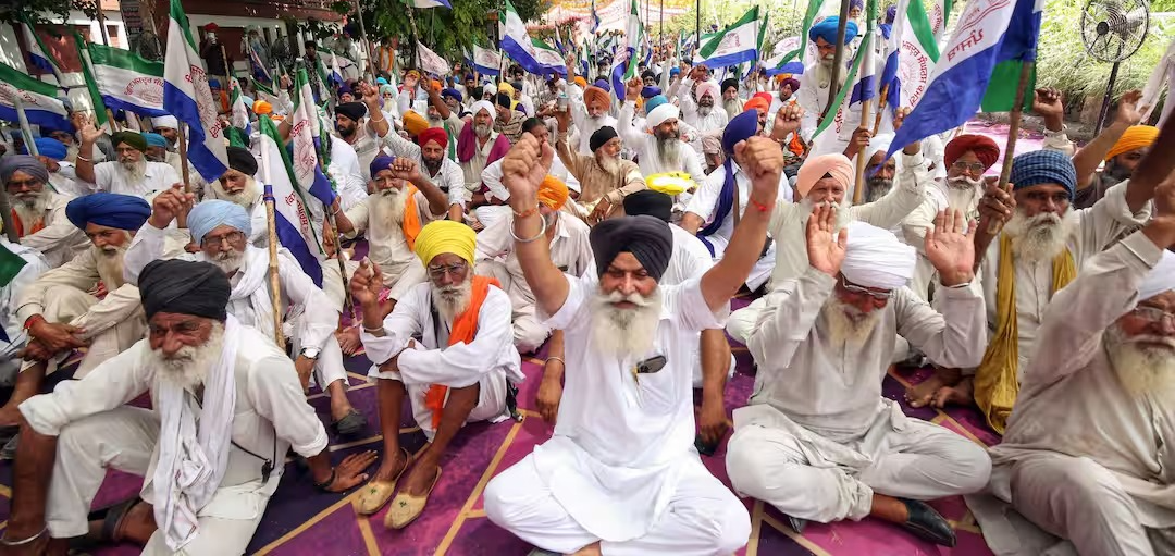 चंडीगढ़ बॉर्डर पर किसानों का प्रदर्शन तीसरे दिन भी जारी, MSP की कानूनी गारंटी समेत कई मांगों को लेकर आंदोलन -