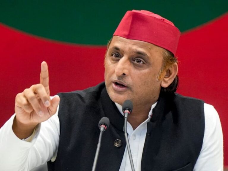Akhilesh_Yadav_SP_1787404706854_1787404720826_156eb05c-a88b-4ce9-824e-1f2369786156 (1)